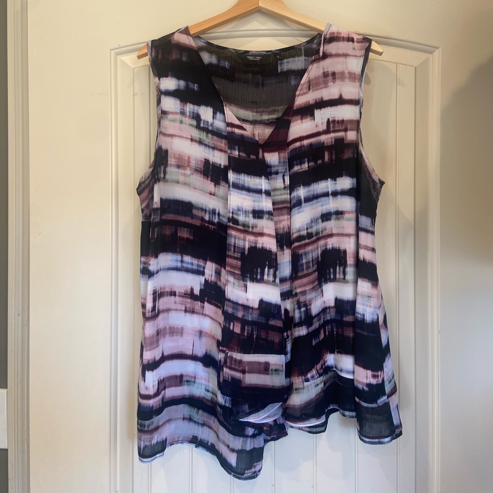 Vera Wang sleeveless blouse